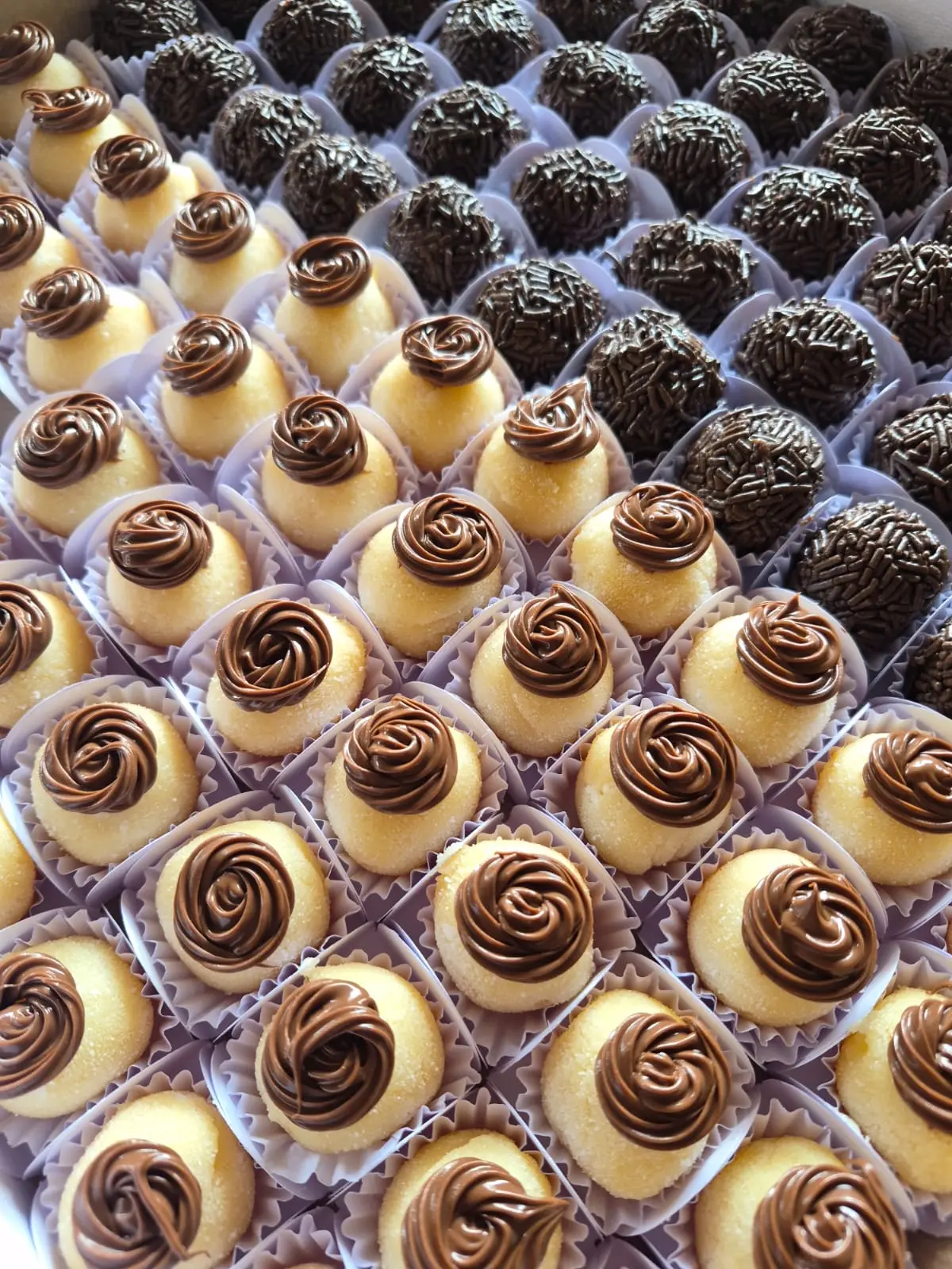 Docinhos tradicionais da D’Lola Doceria